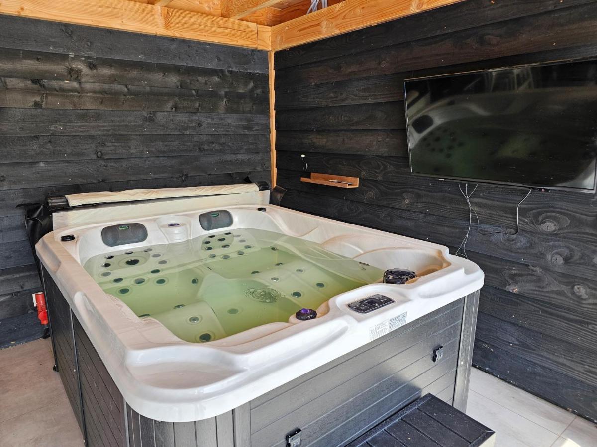 Villa Ham Annex Met Prive Jacuzzi Almelo Exterior foto